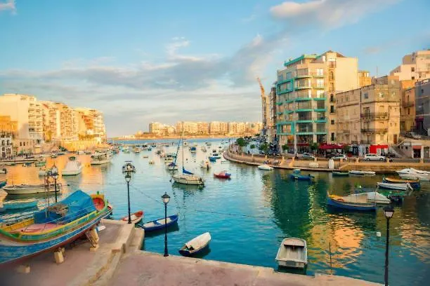 Apartment Charming 3Br Apt With City Views & Wifi In Swieqi By 360 Estates Is-Swieqi Malta